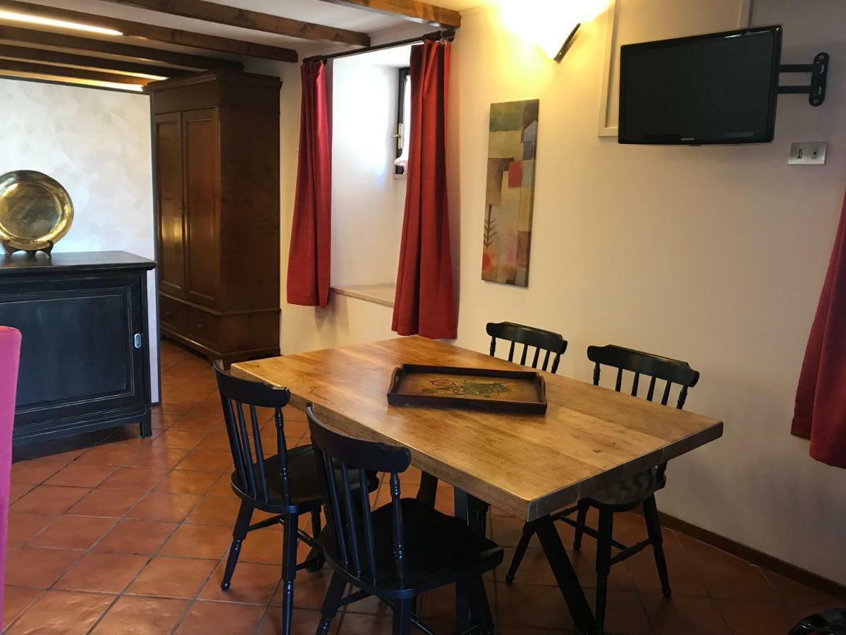 Appartement Il Giardino Segreto à Carbognano Extérieur photo
