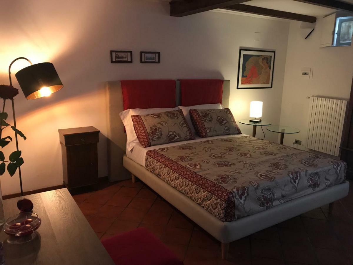 Appartement Il Giardino Segreto à Carbognano Extérieur photo